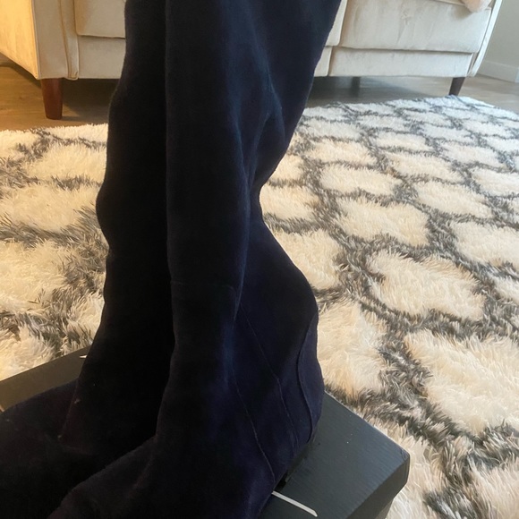 Navy suede knee high boot - Picture 3 of 4